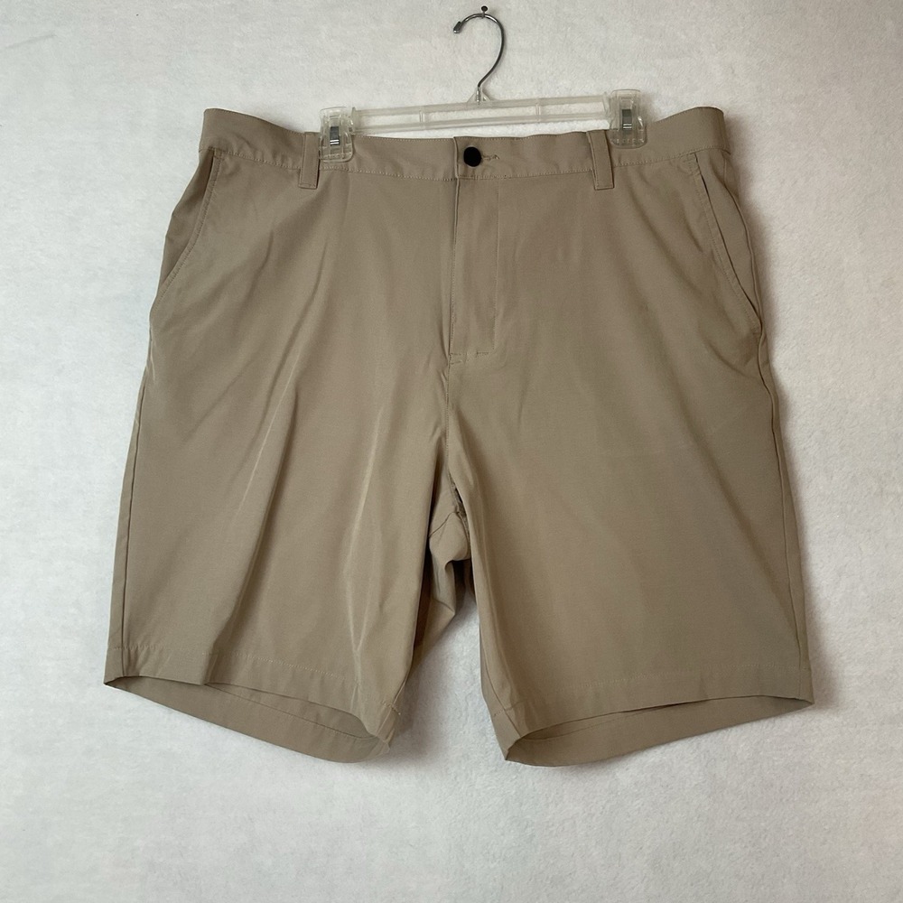 Banana Republic Shorts Mens 40 Beige Tan Chino Flat Front Performance Pockets